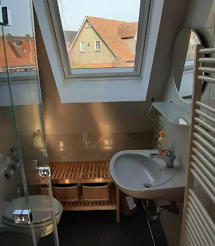 Am Schwanensee * Plön